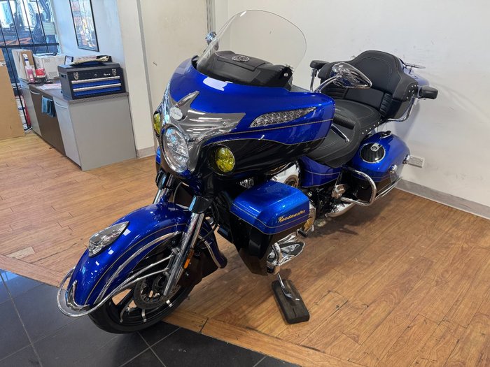 2018 Indian ROADMASTER ELITE Cobalt Candy/Black24k Gold Tri