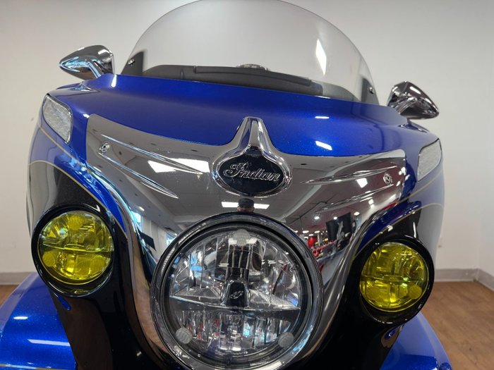 2018 Indian ROADMASTER ELITE Cobalt Candy/Black24k Gold Tri