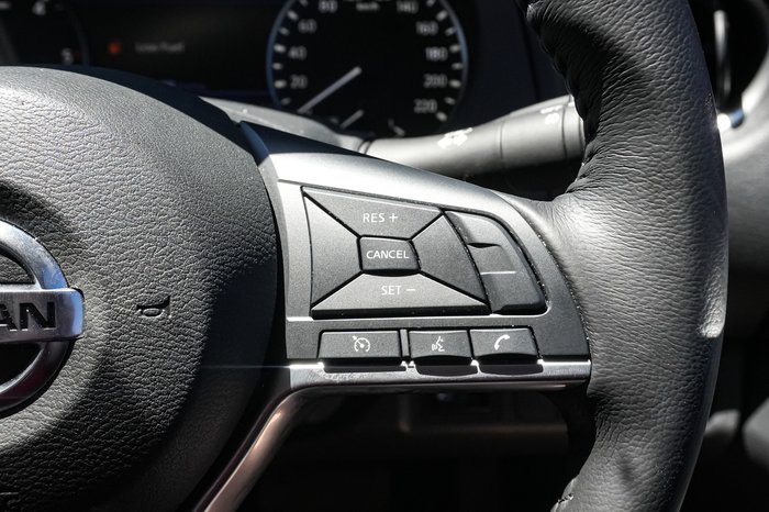 2024 Nissan Navara ST-X