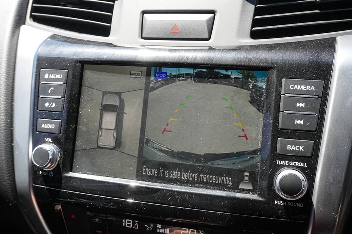 2024 Nissan Navara ST-X