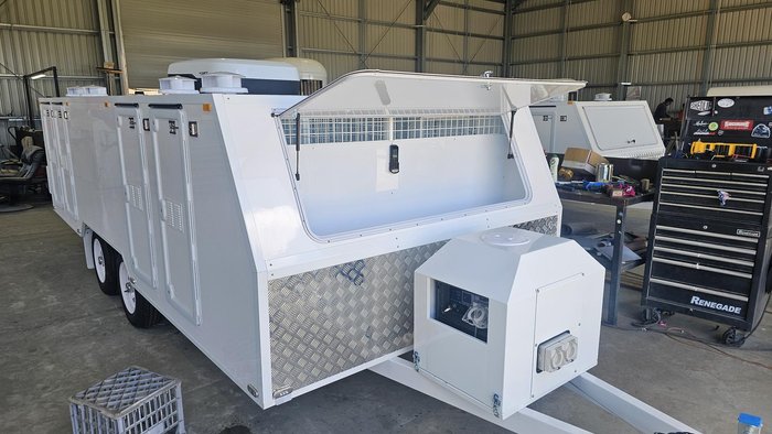 2025 McNeill 8 Berth Dog Trailer