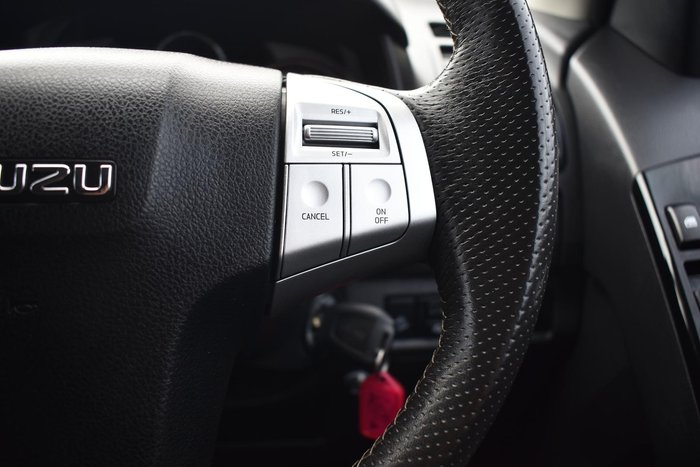 2017 Isuzu MU-X LS-U