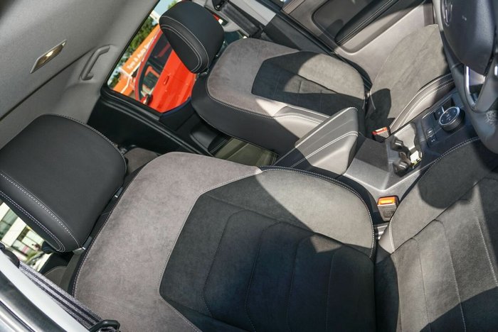 2025 Volkswagen Amarok TDI600 Style