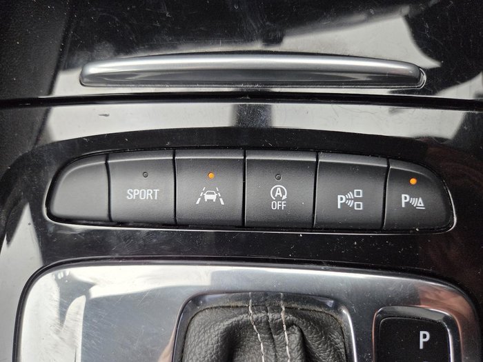 2018 Holden Commodore RS