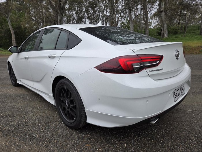 2018 Holden Commodore RS