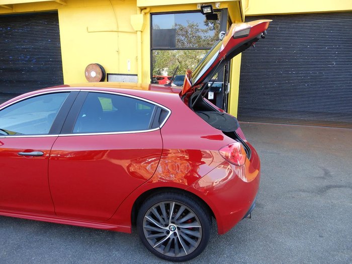 2015 Alfa Romeo Giulietta Distinctive Series 1 Alfa Red