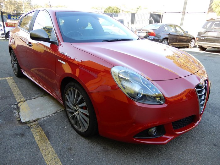 2015 Alfa Romeo Giulietta Distinctive Series 1 Alfa Red