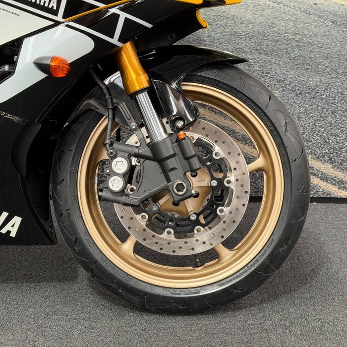 2015 Yamaha YZF-R6 Yellow