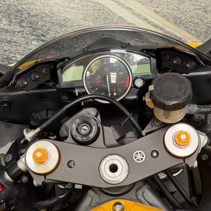 2015 Yamaha YZF-R6 Yellow