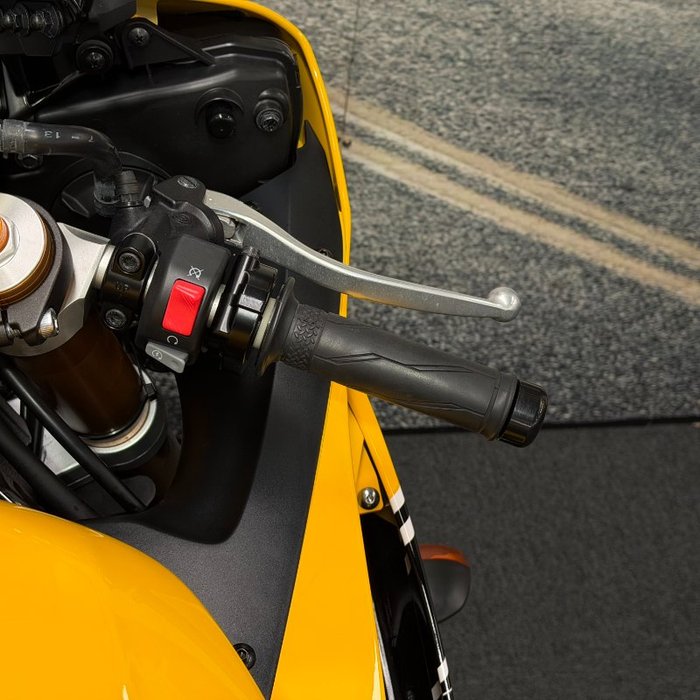 2015 Yamaha YZF-R6 Yellow