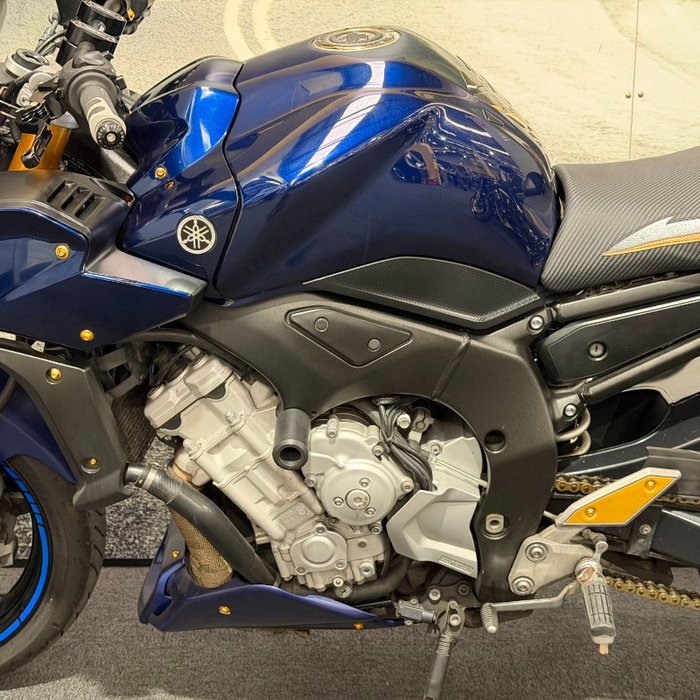 2006 Yamaha FZ1S Blue