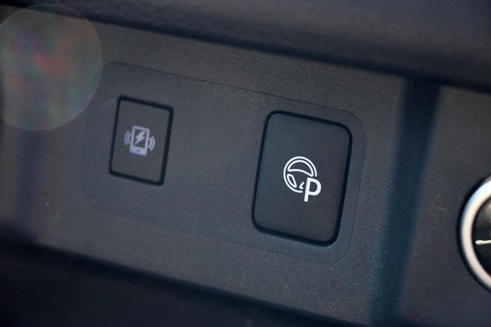 2024 Nissan QASHQAI Ti J12 MY24 Pearl Black with Gun Metallic Roof