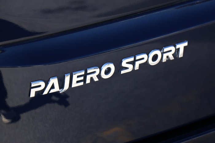 2018 Mitsubishi Pajero Sport Exceed QE MY19 4X4 Dual Range Dark Blue