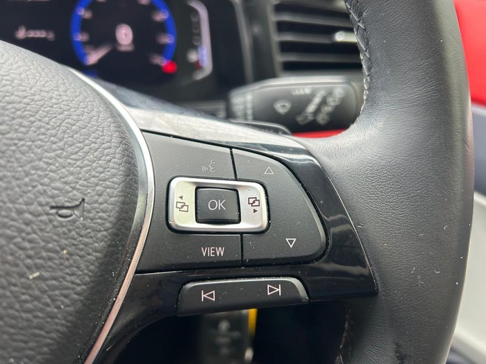 2018 Volkswagen Polo beats