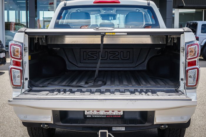 2022 Isuzu D-MAX LS-M