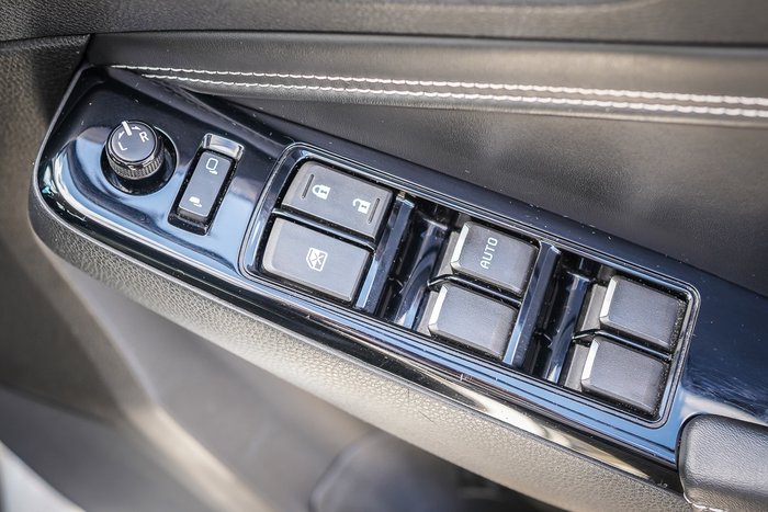 2022 Isuzu D-MAX LS-M