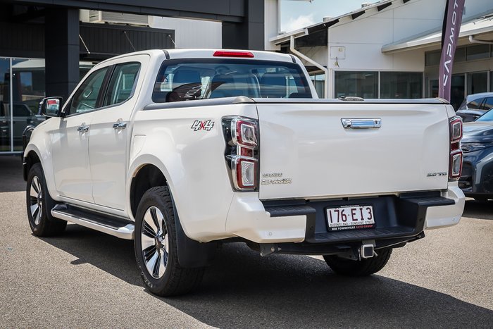2022 Isuzu D-MAX LS-M