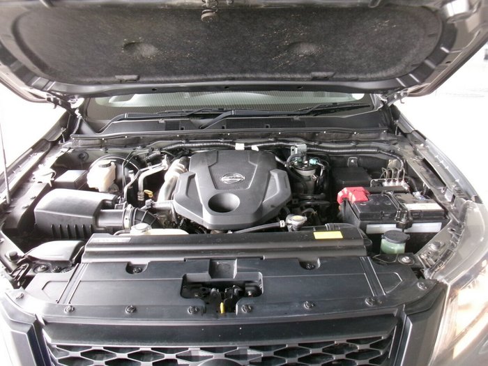 2021 Nissan Navara SL