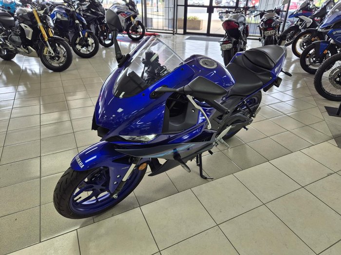 2024 Yamaha YZF-R3 R3 Blue
