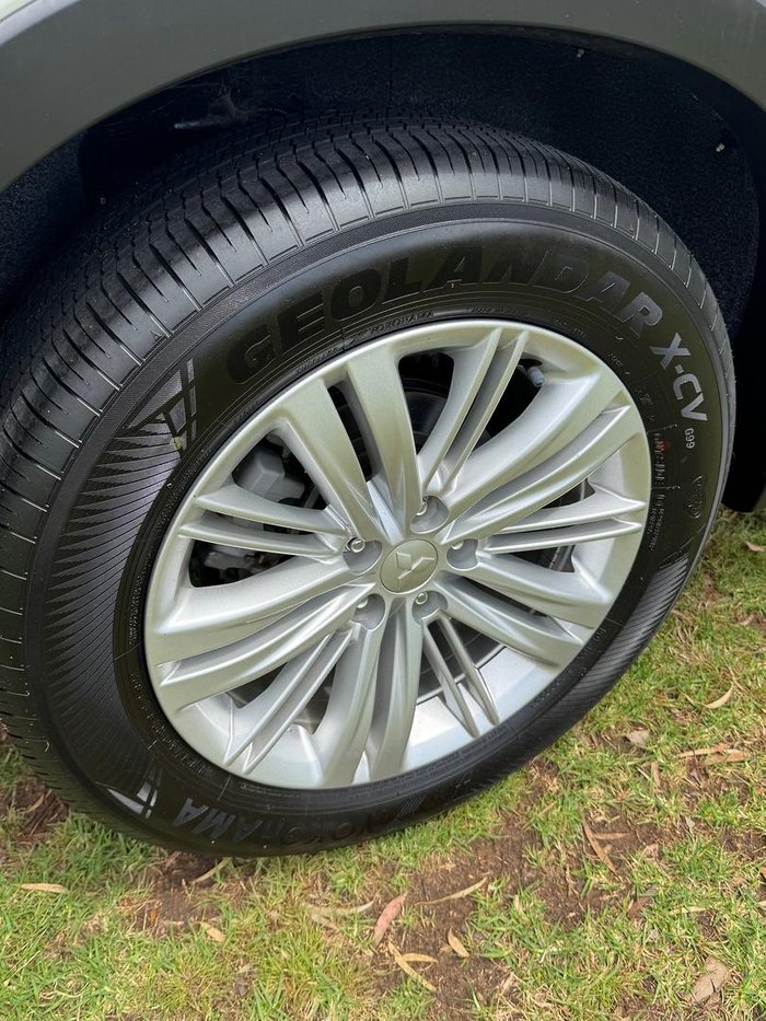 2022 Mitsubishi Outlander ES