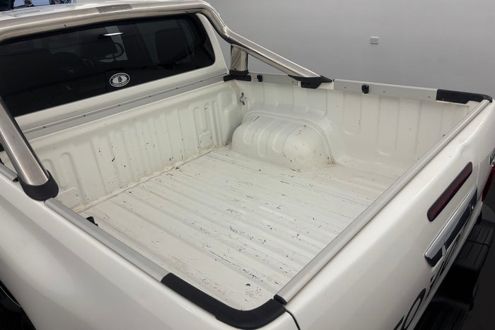 2020 Toyota Hilux SR5