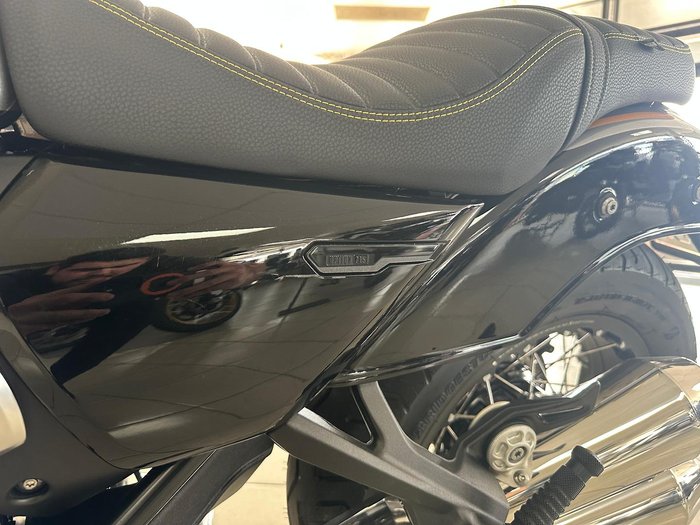 2025 BMW R 12 Option 719 R 12 Silver