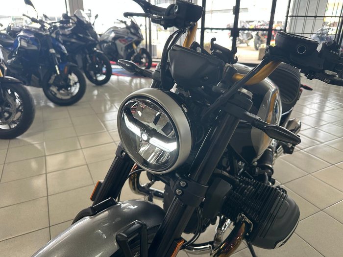 2025 BMW R 12 Option 719 R 12 Silver