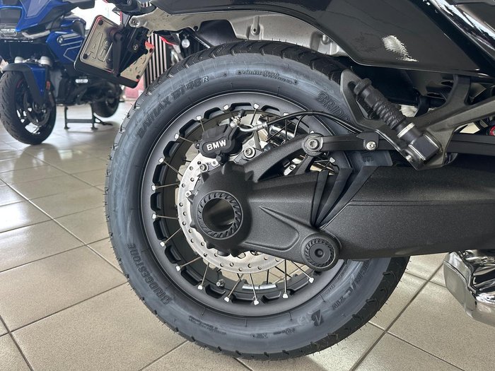 2025 BMW R 12 Option 719 R 12 Silver