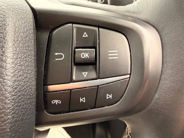 2024 Ford Everest Platinum