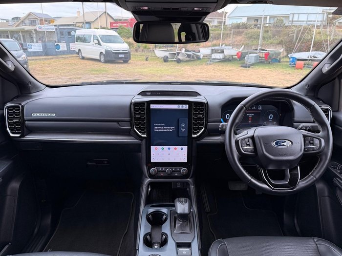 2024 Ford Everest Platinum