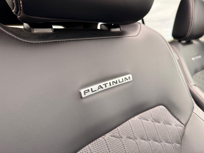 2024 Ford Everest Platinum