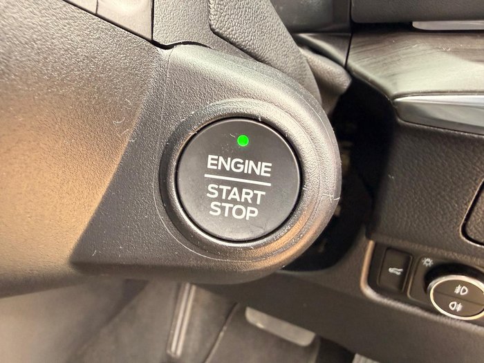 2024 Ford Everest Platinum