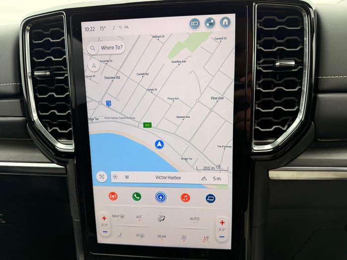 2024 Ford Everest Platinum