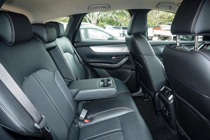 2025 Mazda CX-60 D50e Evolve