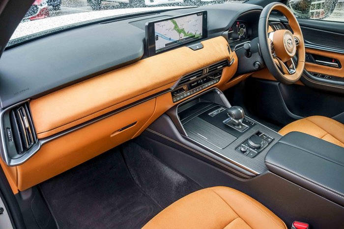 2024 Mazda CX-80 P50e Azami