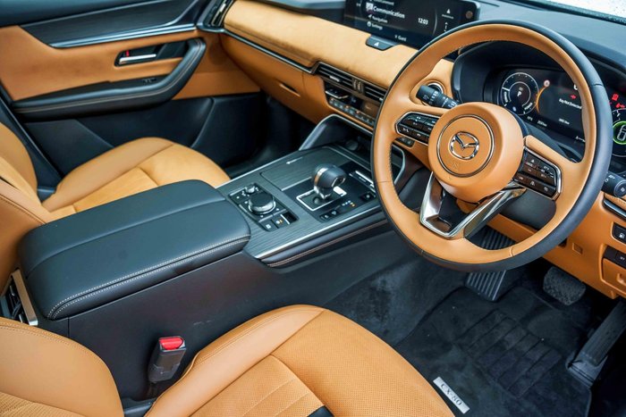 2024 Mazda CX-80 P50e Azami