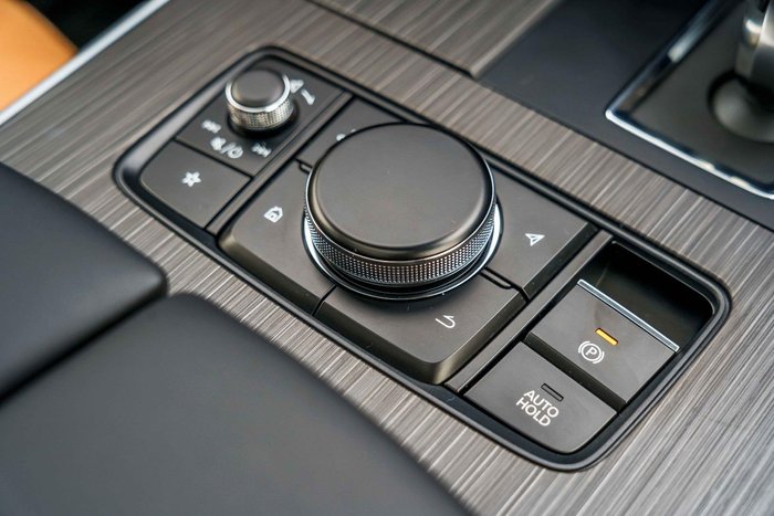 2024 Mazda CX-80 P50e Azami