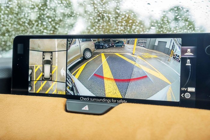 2024 Mazda CX-80 P50e Azami