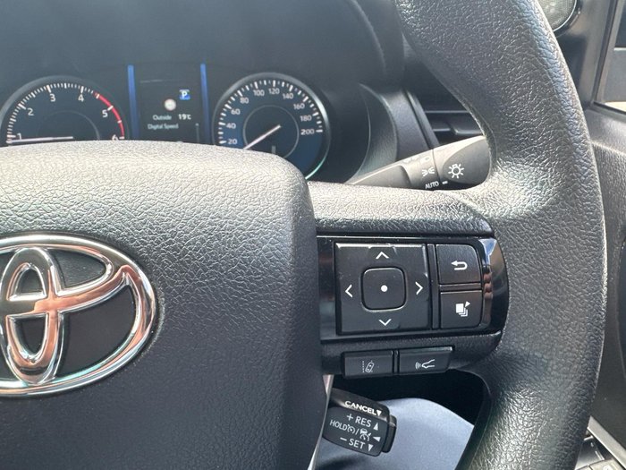 2022 Toyota Fortuner GX