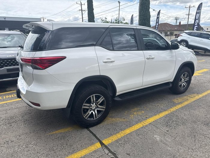 2022 Toyota Fortuner GX