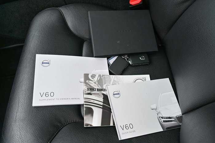 2019 Volvo V60 T5 Momentum