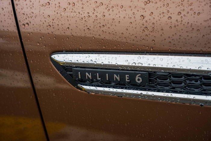 2025 Mazda CX-80 G40e Touring