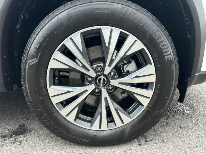 2024 Nissan X-TRAIL ST-L