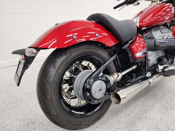 2022 BMW Motorrad R 18 Red