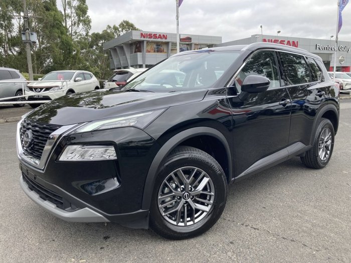 2025 Nissan X-TRAIL ST