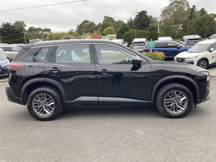 2025 Nissan X-TRAIL ST