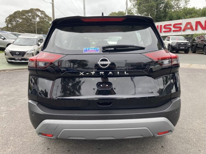 2025 Nissan X-TRAIL ST