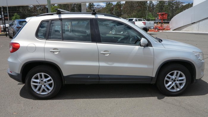 2010 Volkswagen Tiguan 103TDI 5N MY10 Four Wheel Drive Silver Leaf