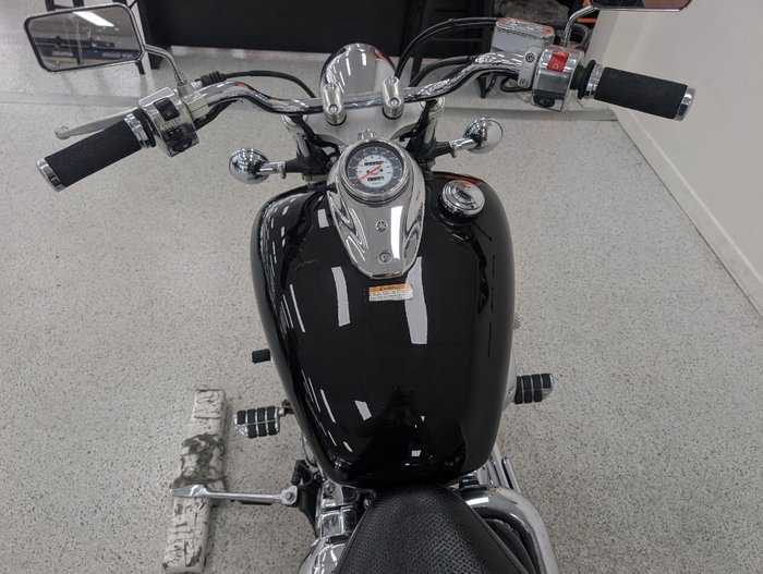 2013 YAMAHA XVS650 V-STAR CUSTOM Black