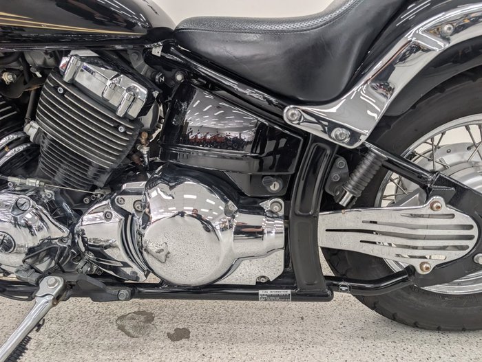 2013 YAMAHA XVS650 V-STAR CUSTOM Black